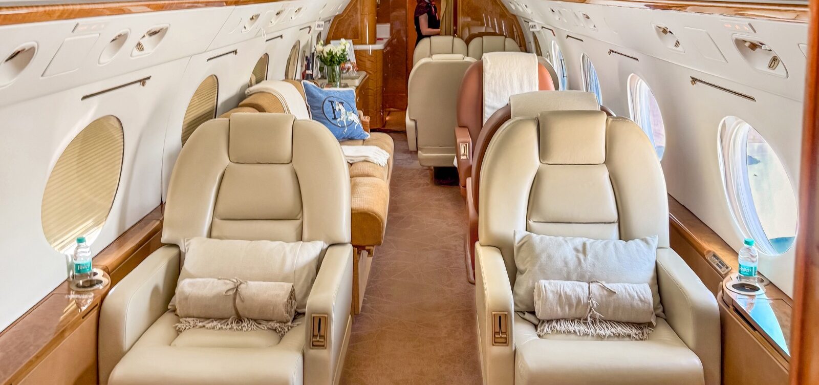 T7-VKS cabin2 lowres